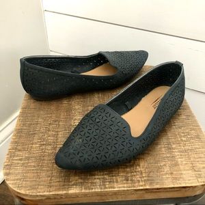 Seychelles black laser cut flats